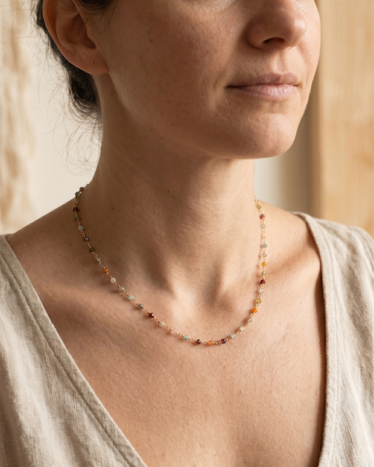 Collar Nyra – Collar de piedras naturales multicolor