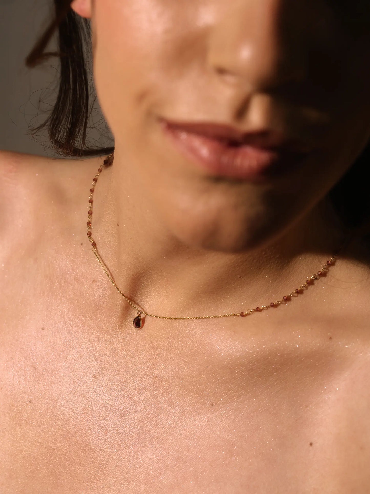 Collar Etnia de Granate