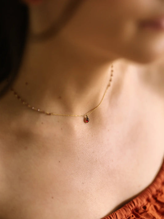 Collar Etnia de Granate
