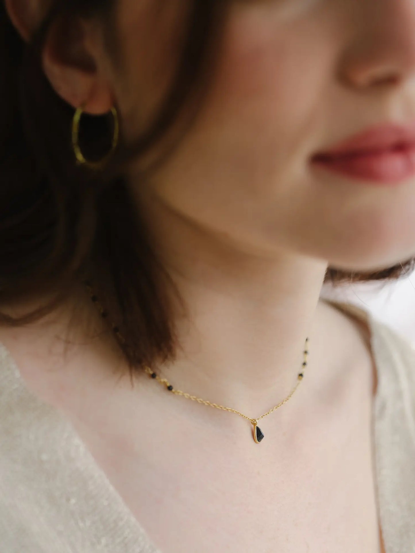 Collar Etnia de Espinela Negra